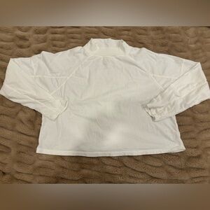 We The Free cropped Long Sleeve tee shirt mock turtleneck shirt size small